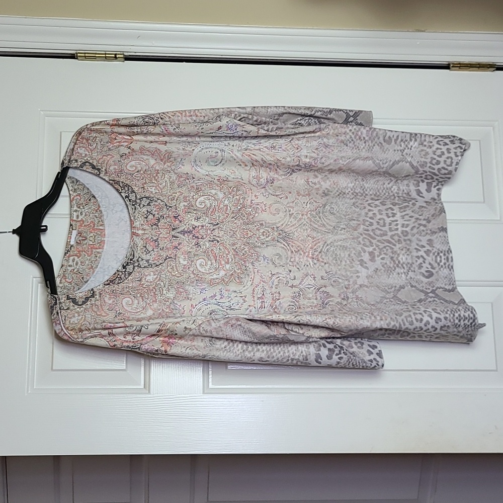 Ladies Long Sleeved Blouse